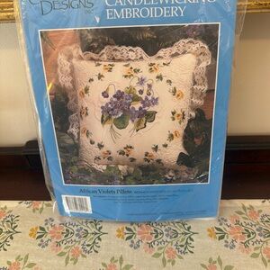 Candlewicking Embroidery Kit with Floral Design